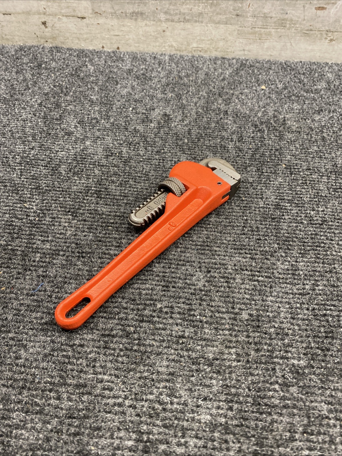 Performance Tool W1133-8B Heavy-Duty Adjustable Straight Pipe Wrench, 8-Inch