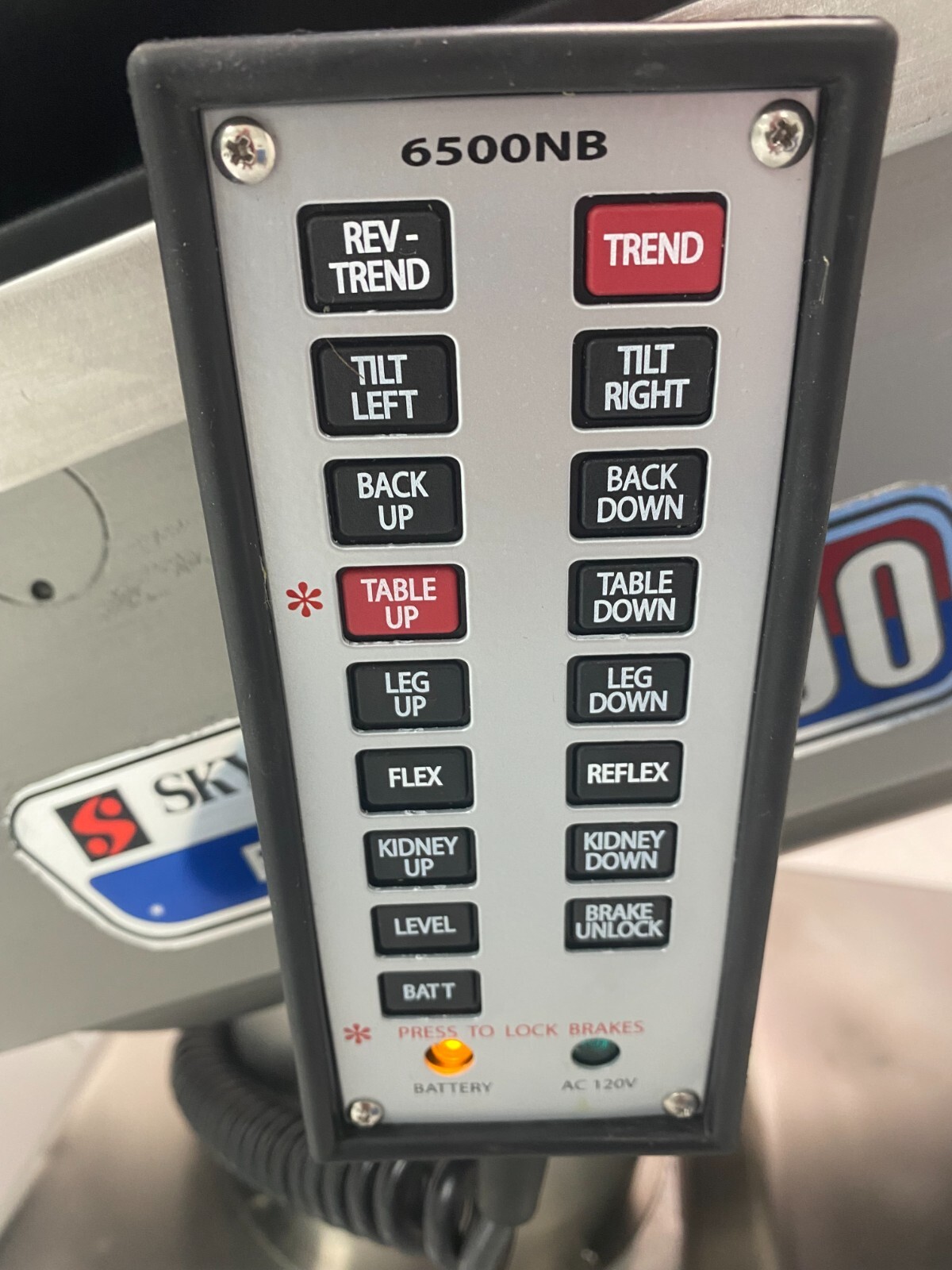 Skytron 6500 Operating table with Remote REFURBISHED