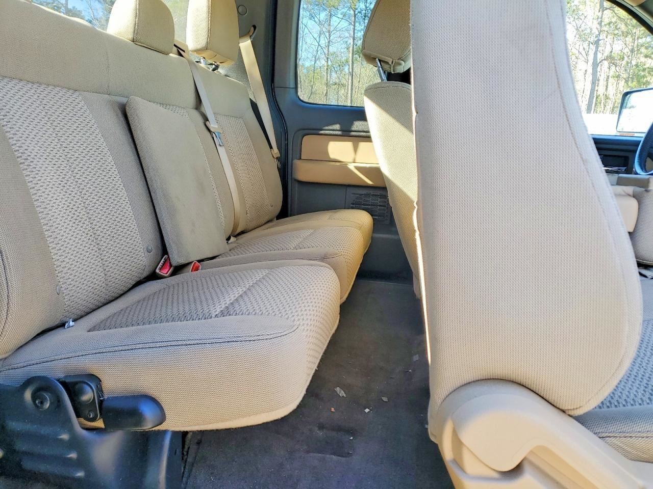 F150 2013 Glove Box 4992750