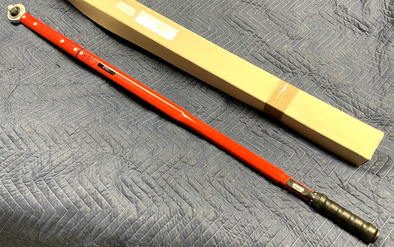Mountz Titan 600 F  3/4 in. Micrometer Torque Wrench 120-600 ft/lbs Ratcheting