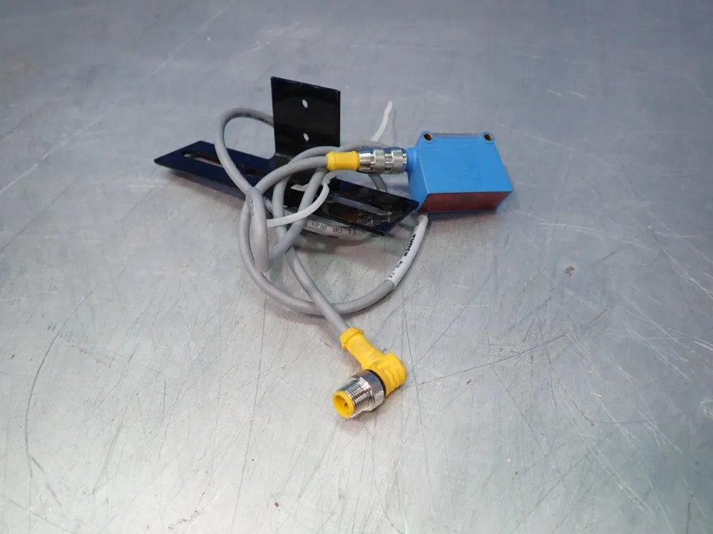 SICK GL10-P4111 PHOTOELECTRIC SENSOR  09251030104