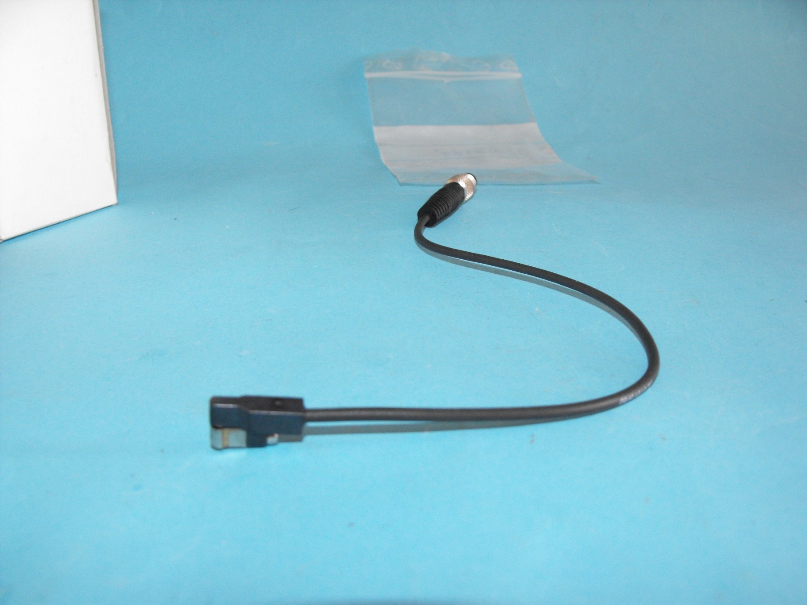 Balluff BMF0019.Magnetic Cylinder Sensor.BMF 103K-PS-C-2-SA2-S49-00,2.NEW