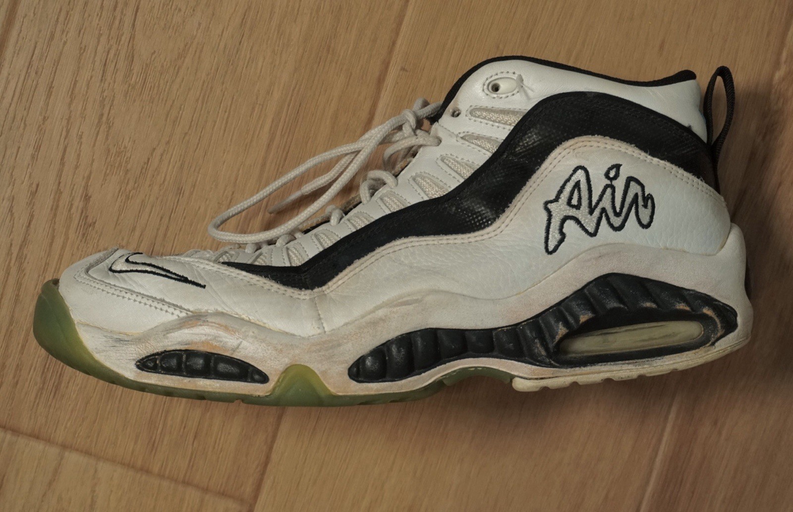 Vtg Nike Air Max Uptempo 97 White Black High Top Basketball Sneakers 130733-111