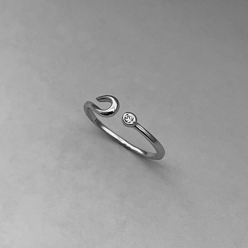 VALENTINE GIFT Adjustable Women's Solid Metal Delicate Toe Ring 925 Silver
