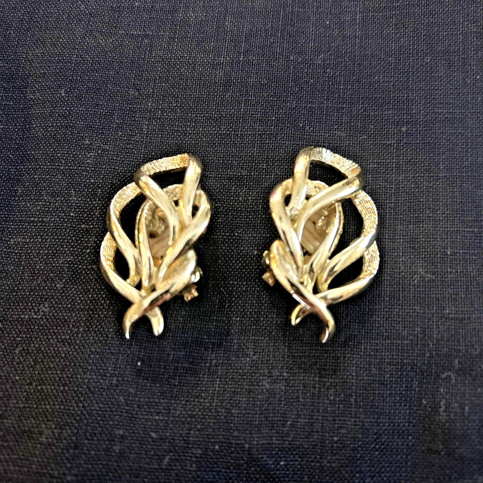 Vintage Sarah Coventry Earrings Clip On Gold Tone Signed Designer