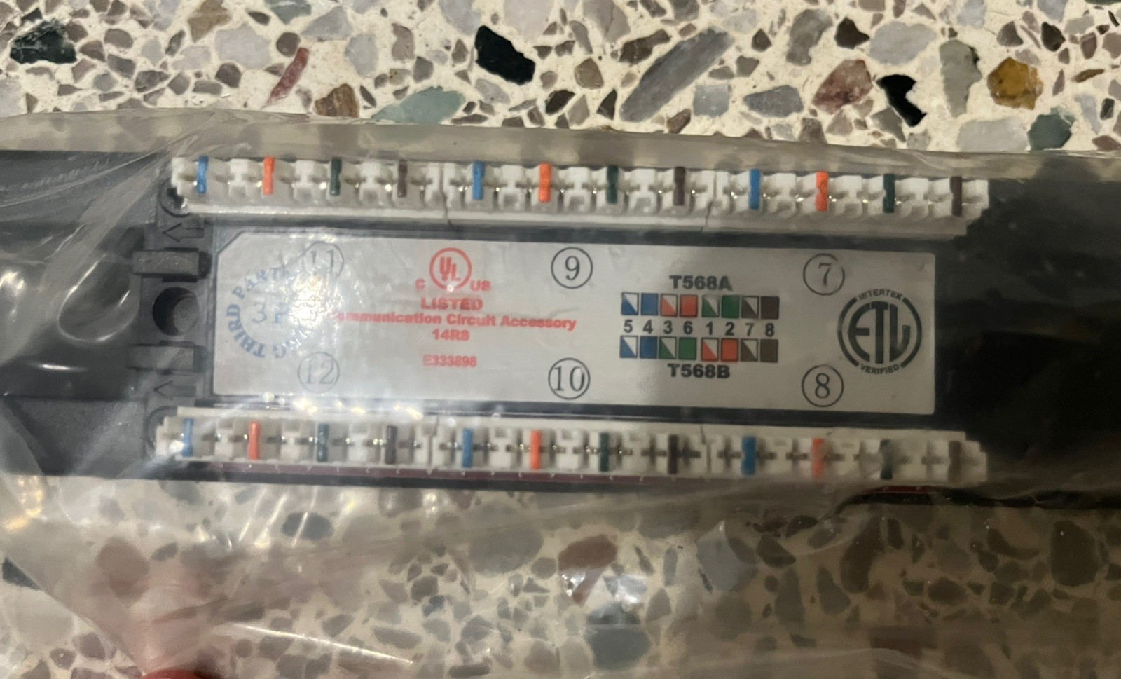 DataComm 20-5648 48 Port Cat 6 Universal 48 Port Patch Panel
