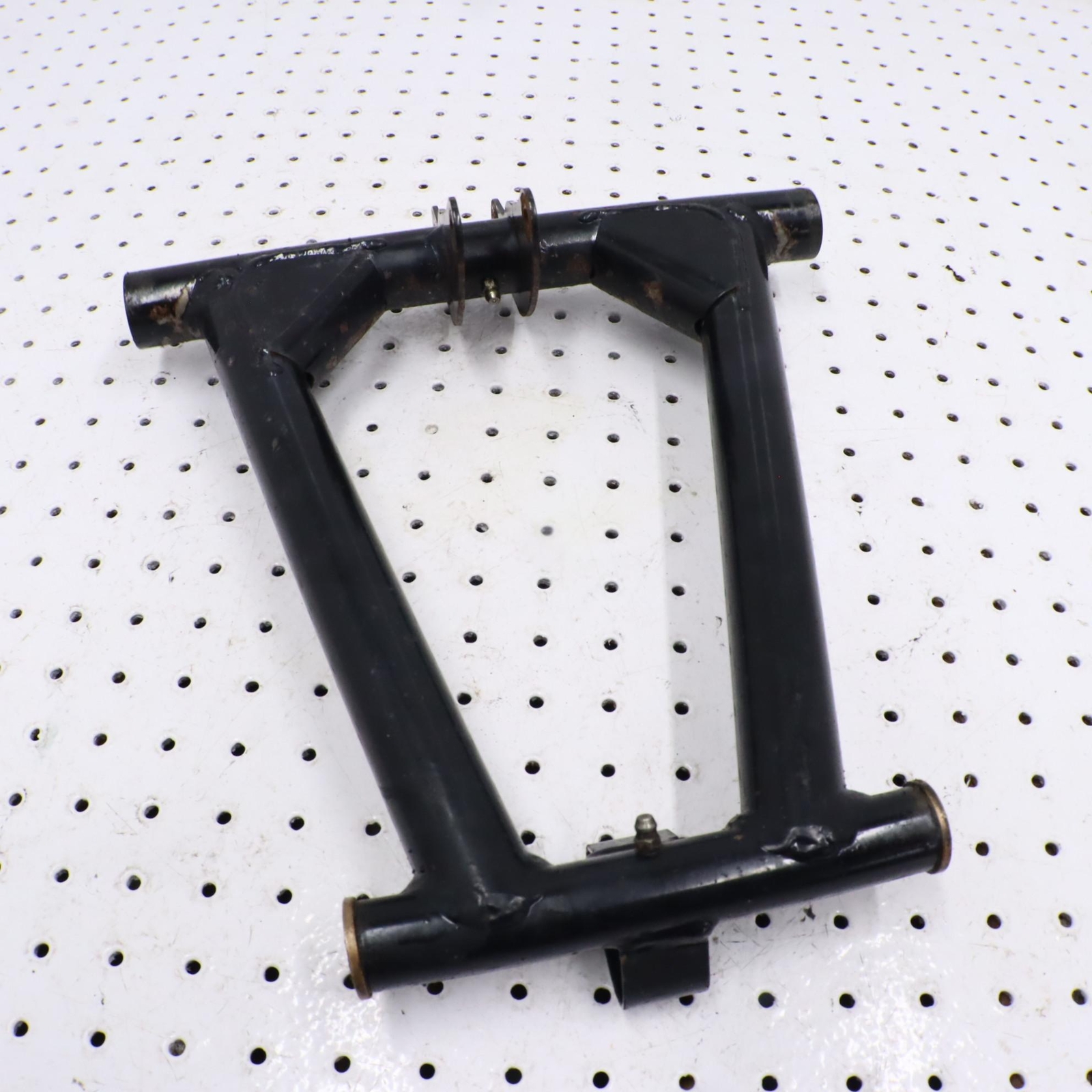 2015 ARCTIC CAT M8000 REAR TORQUE ARM IDLER ARM 2704-420