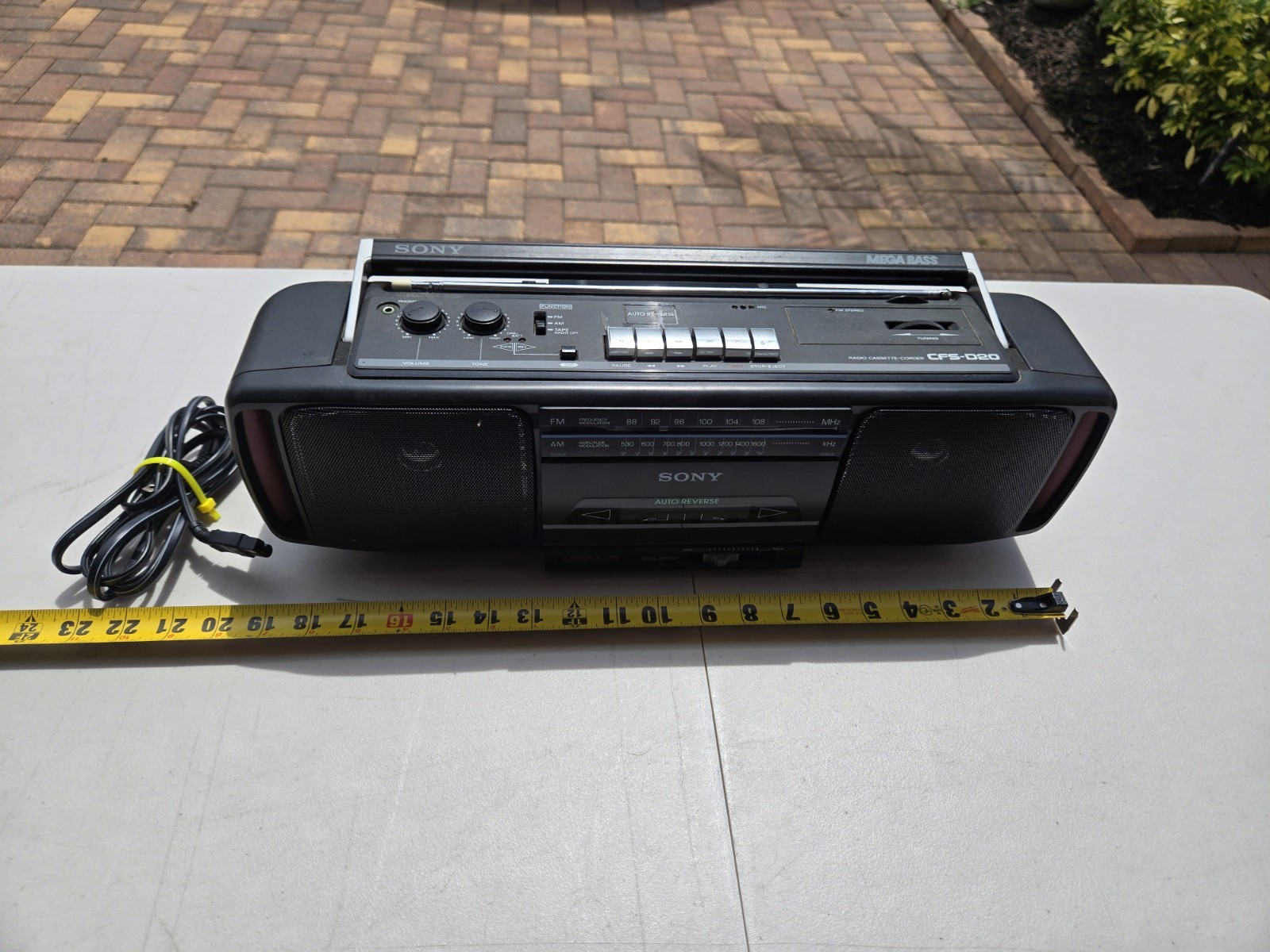 Vtg Sony Mega Bass Portable Radio Cassette-Corder CFS-D20 Radio & Tape Works
