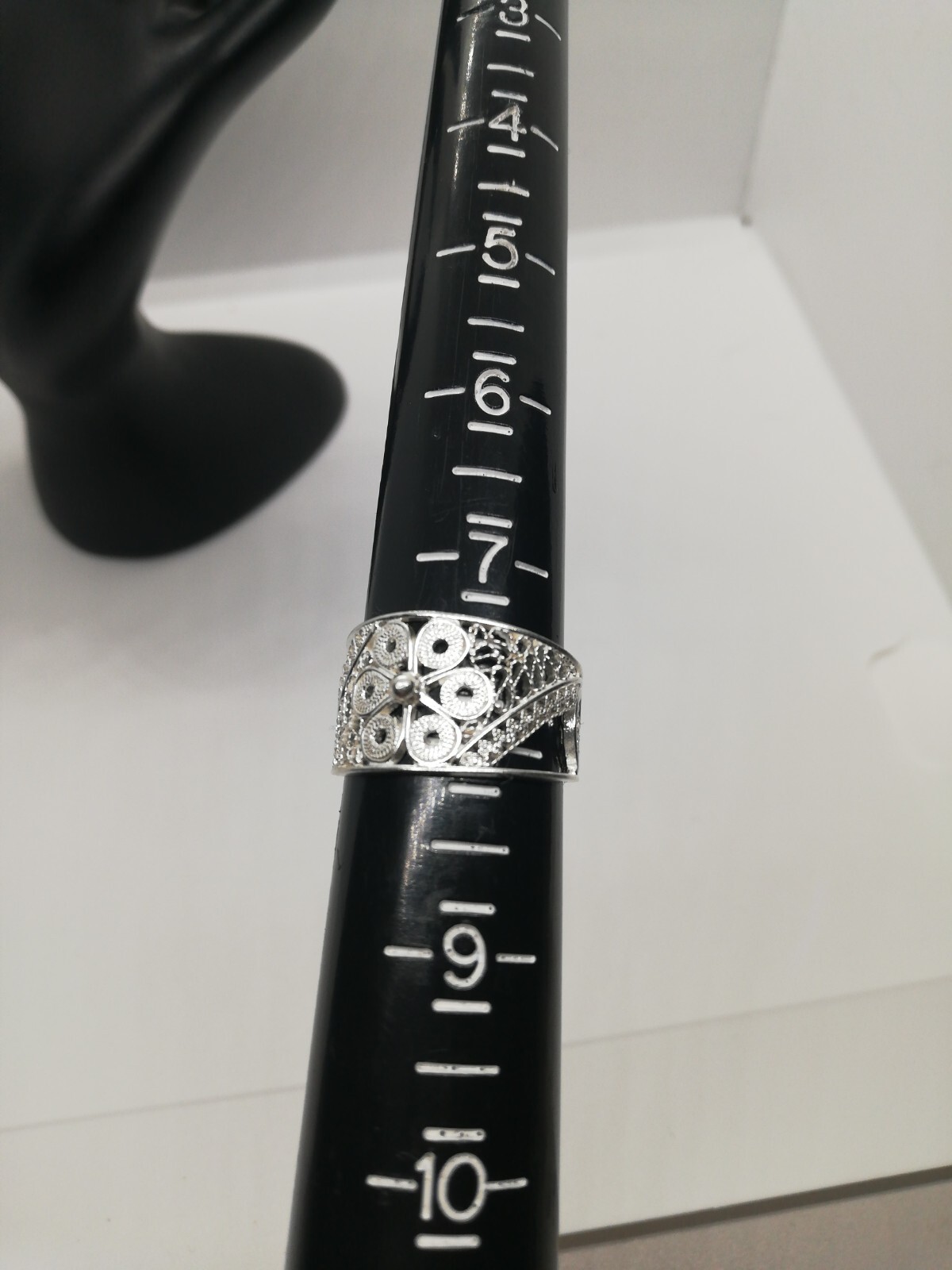 . 970 Solid Silver Women's Ring Size 8 Filigree New.
