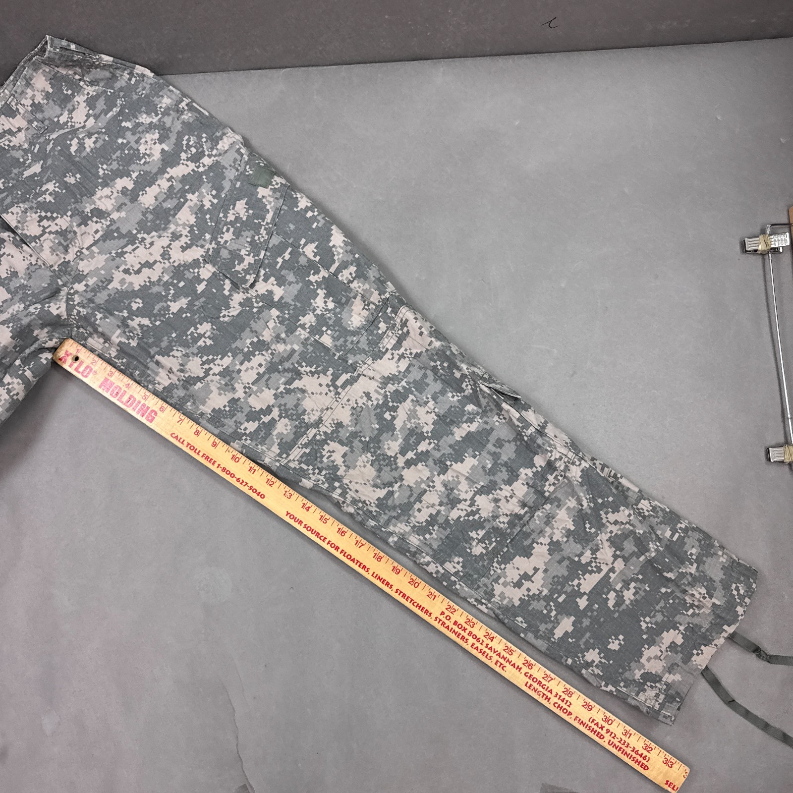 US Army Pant Men Medium Regular Flame Resistant Cargo Military Digicam ACU 34x32