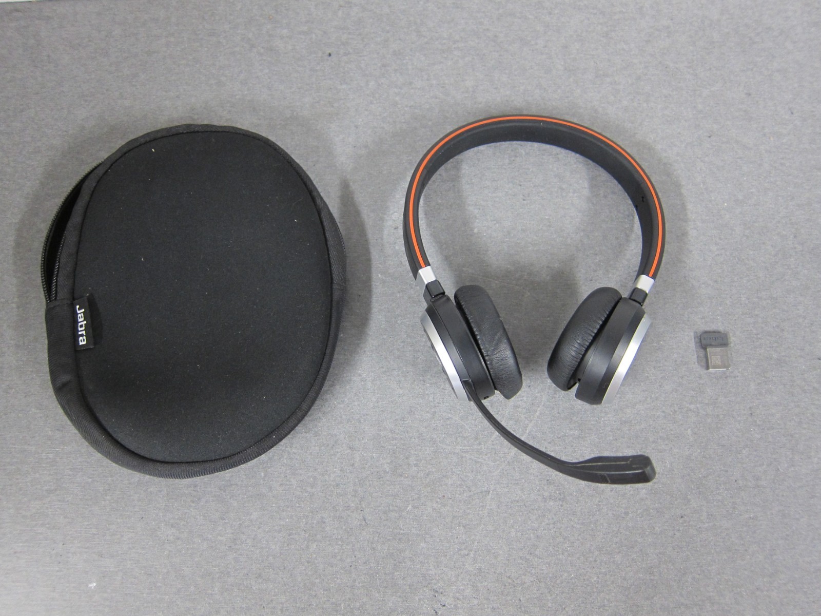 Jabra Evolve 65 Bluetooth Wireless Headset HSC018W w/ USB Dongle & Case - READ
