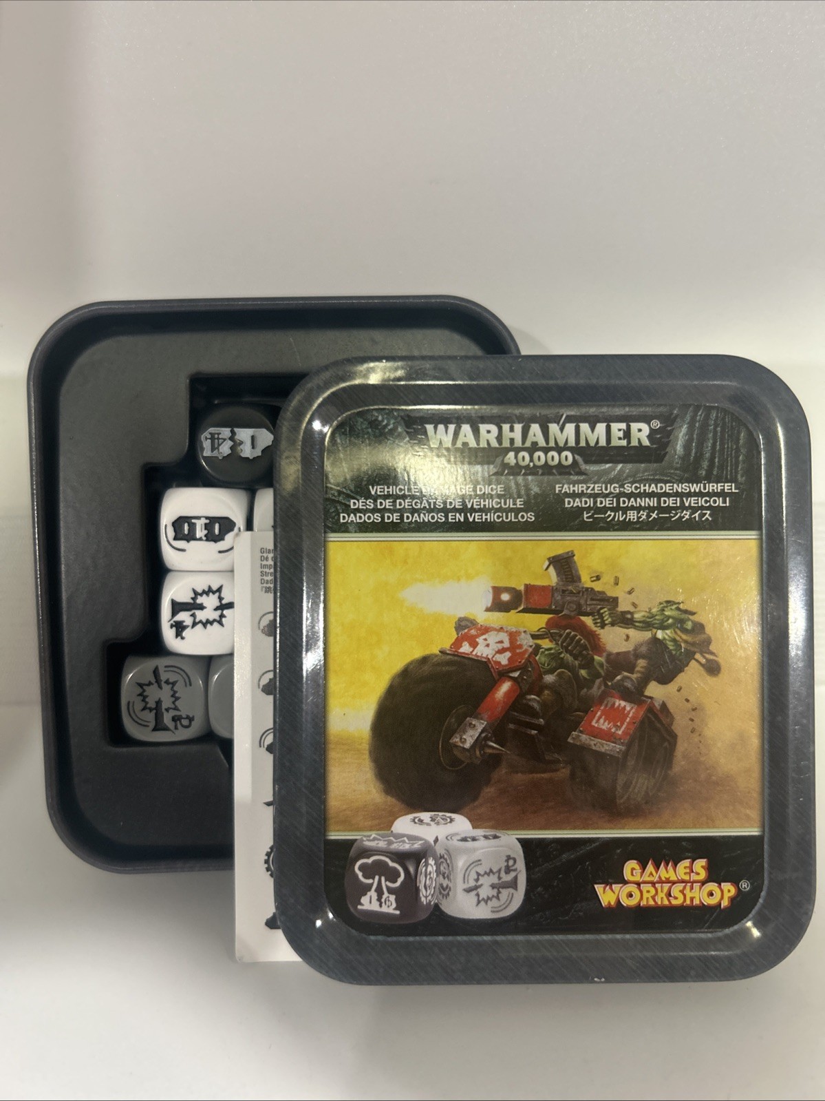 GW Warhammer 40K dice Vehicle Damage Dice (Ork Tin) (12) VG+/NM