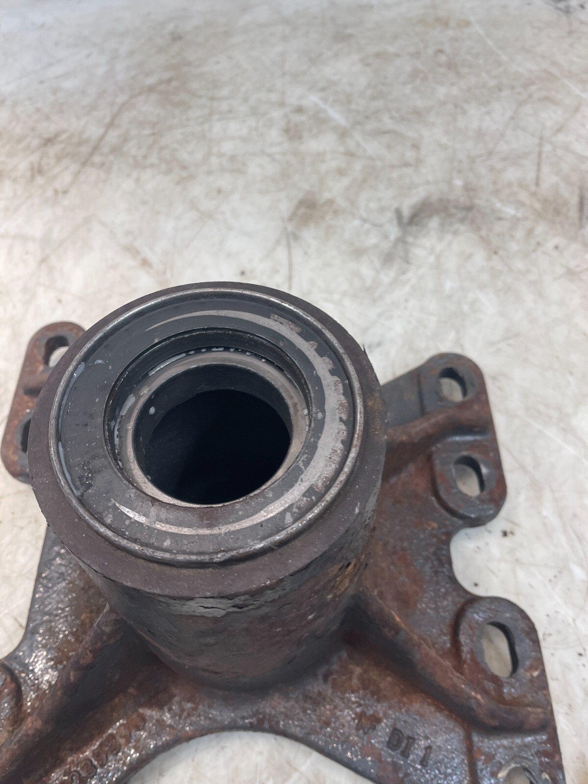 2011 Case SV250 Skid Steer Loader Axle Shaft Housing