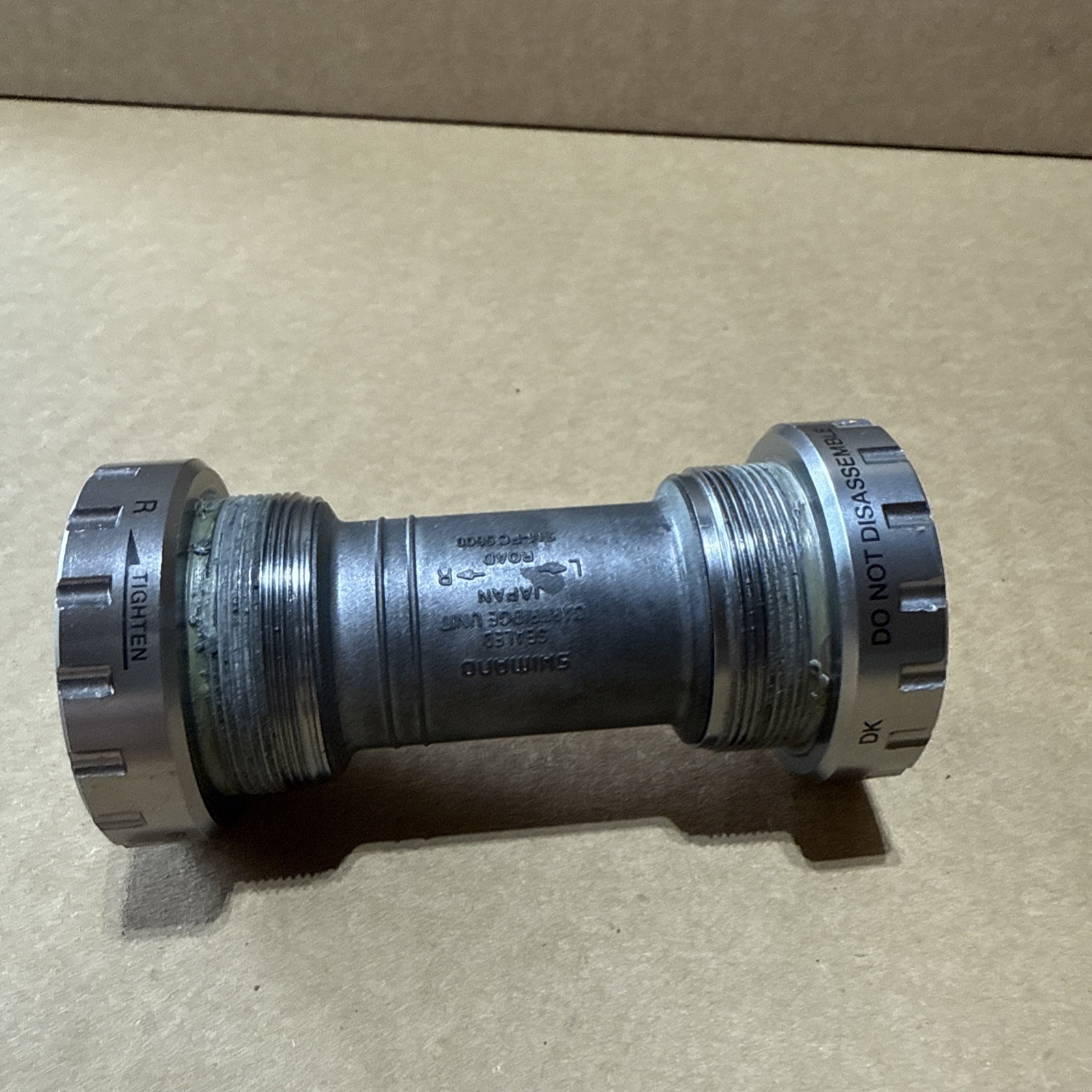 Shimano 24mm Hollowtech 68mm English Thread Bicycle Bike Bottom Bracket pls58