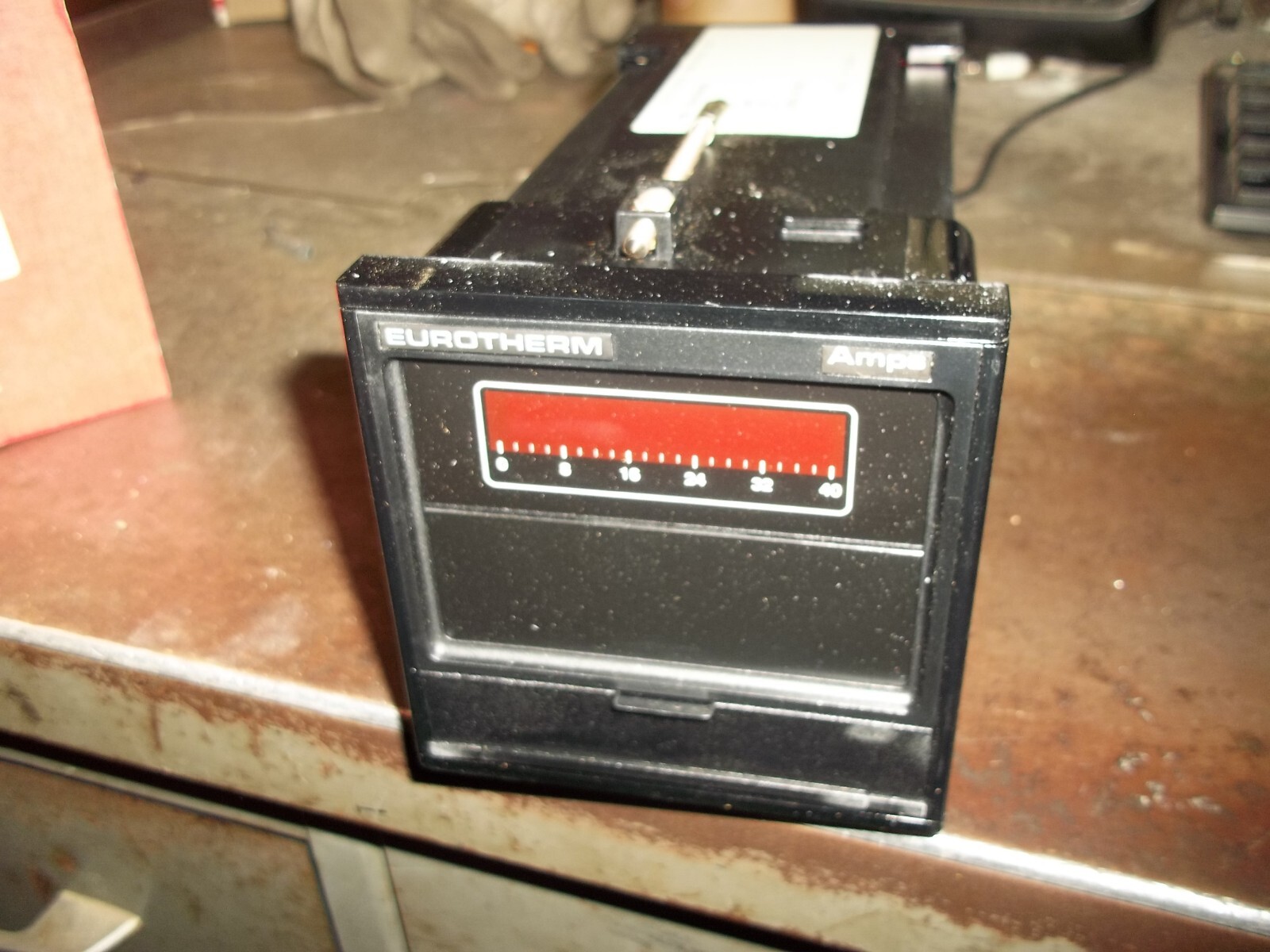 NIB EUROTHERM 838/40A/AVG/5A/ TEMPERATURE CONTROLLER (824)