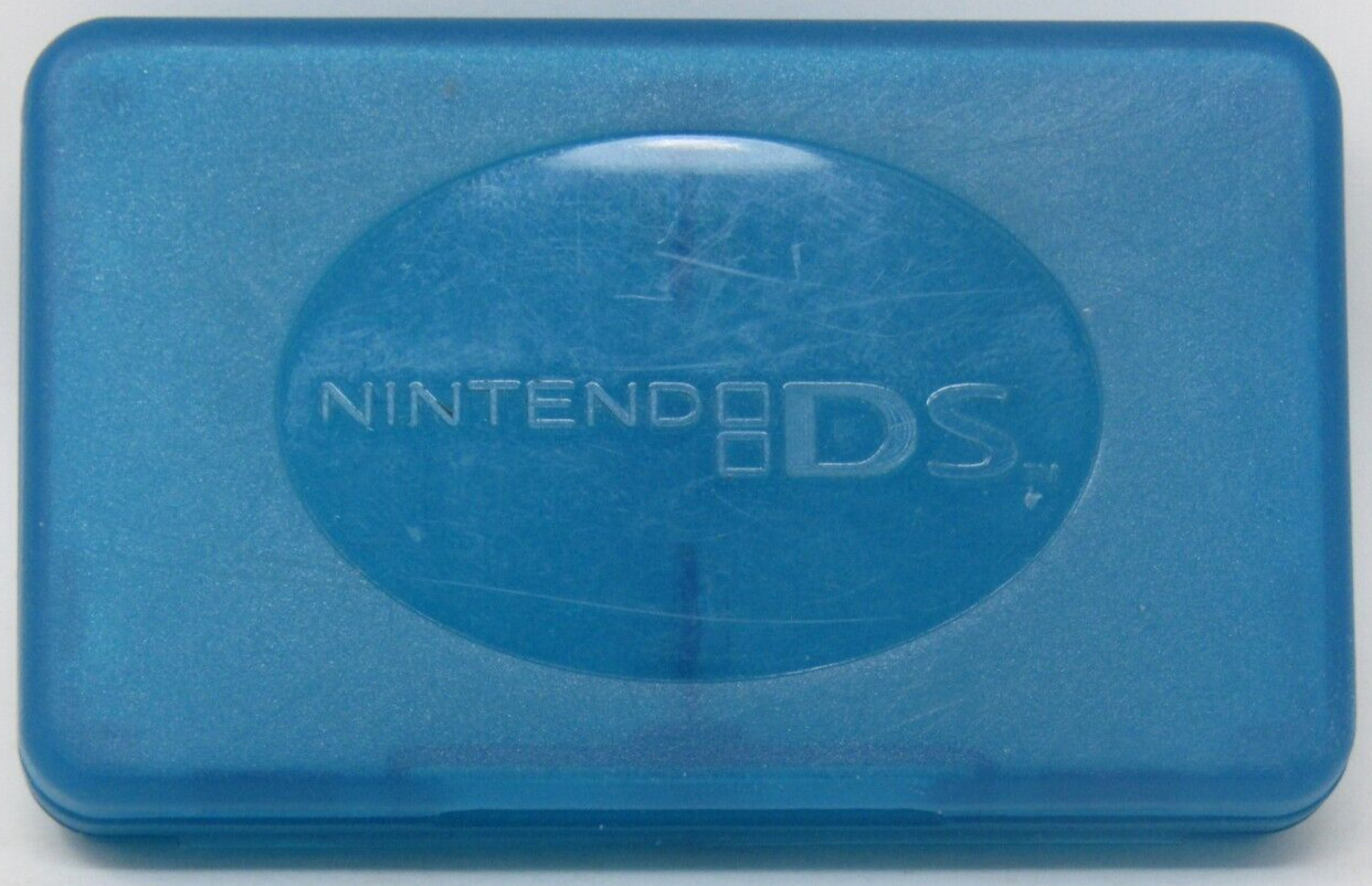 Nintendo DS Teal Blue 4-in-1 Game Cartridge Case