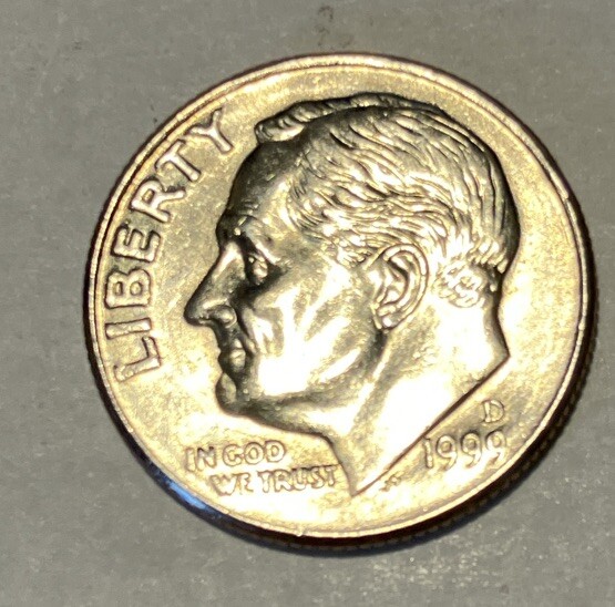 1999 (D)  US Roosevelt Dime "FREE SHIPPING"
