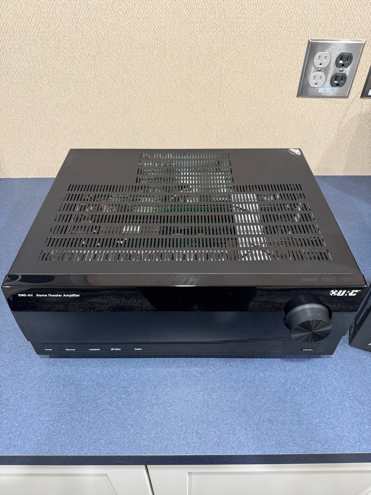 URS DMS-AV Network Streamer