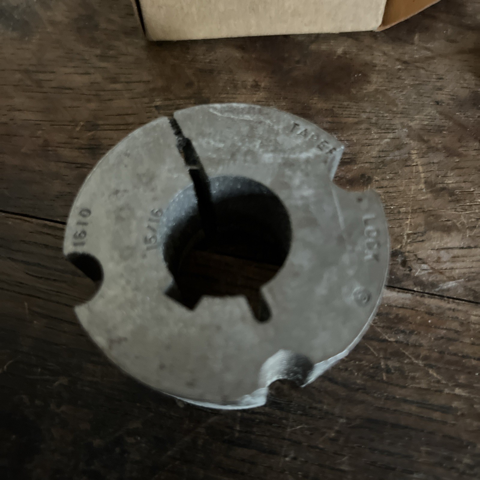 NOS DODGE 1610 15/16 117083 Taper Lock Bushing