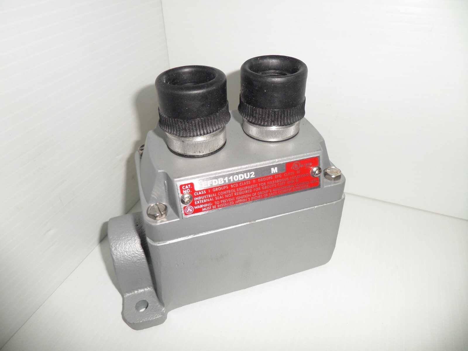 ⭐NEW IN BOX⭐ APPLETON EFDB110DU2 EXPLOSION PROOF START/STOP PUSH BUTTON 1"