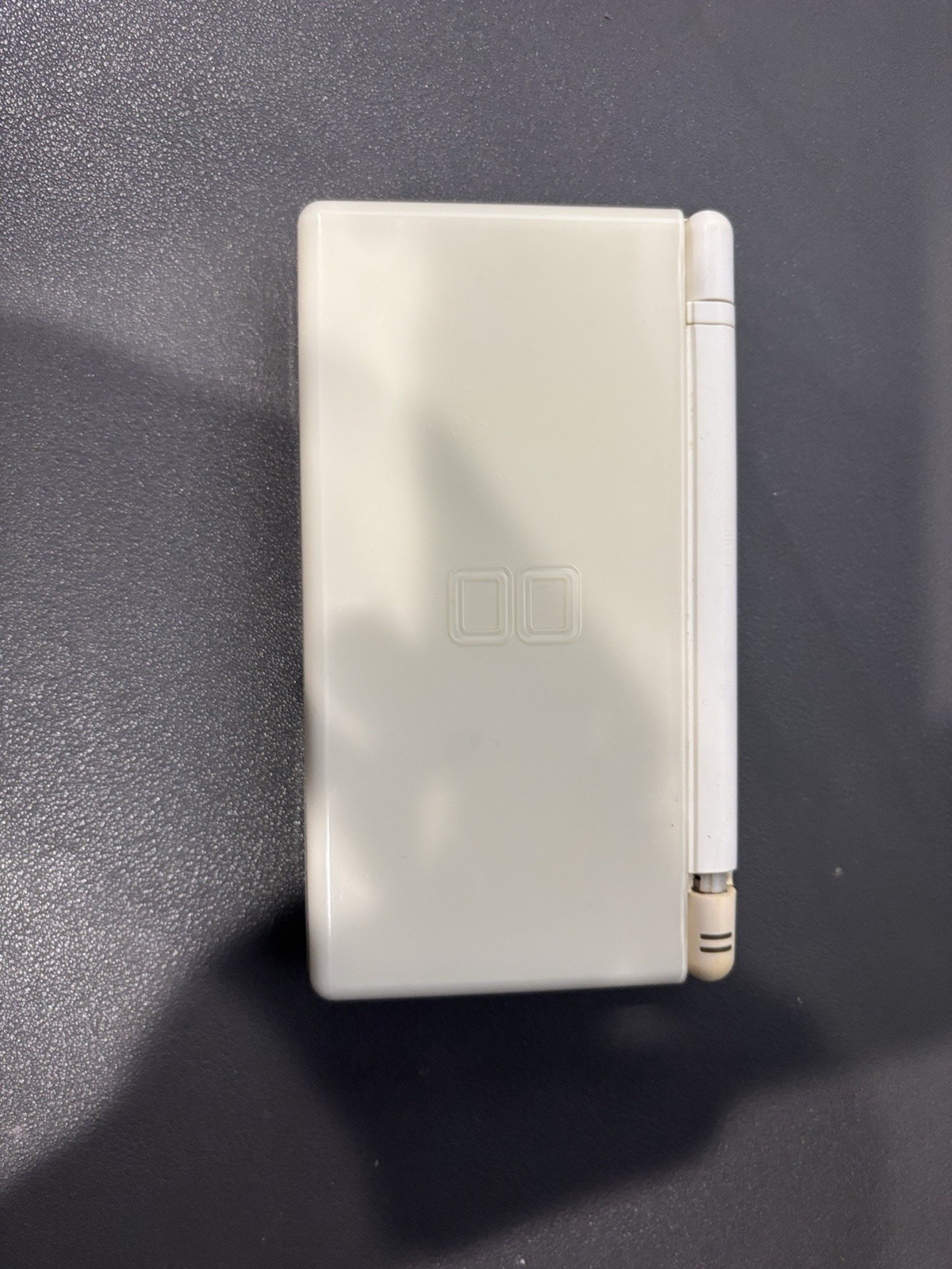 Nintendo DS Lite White, Broken hinge in working condition