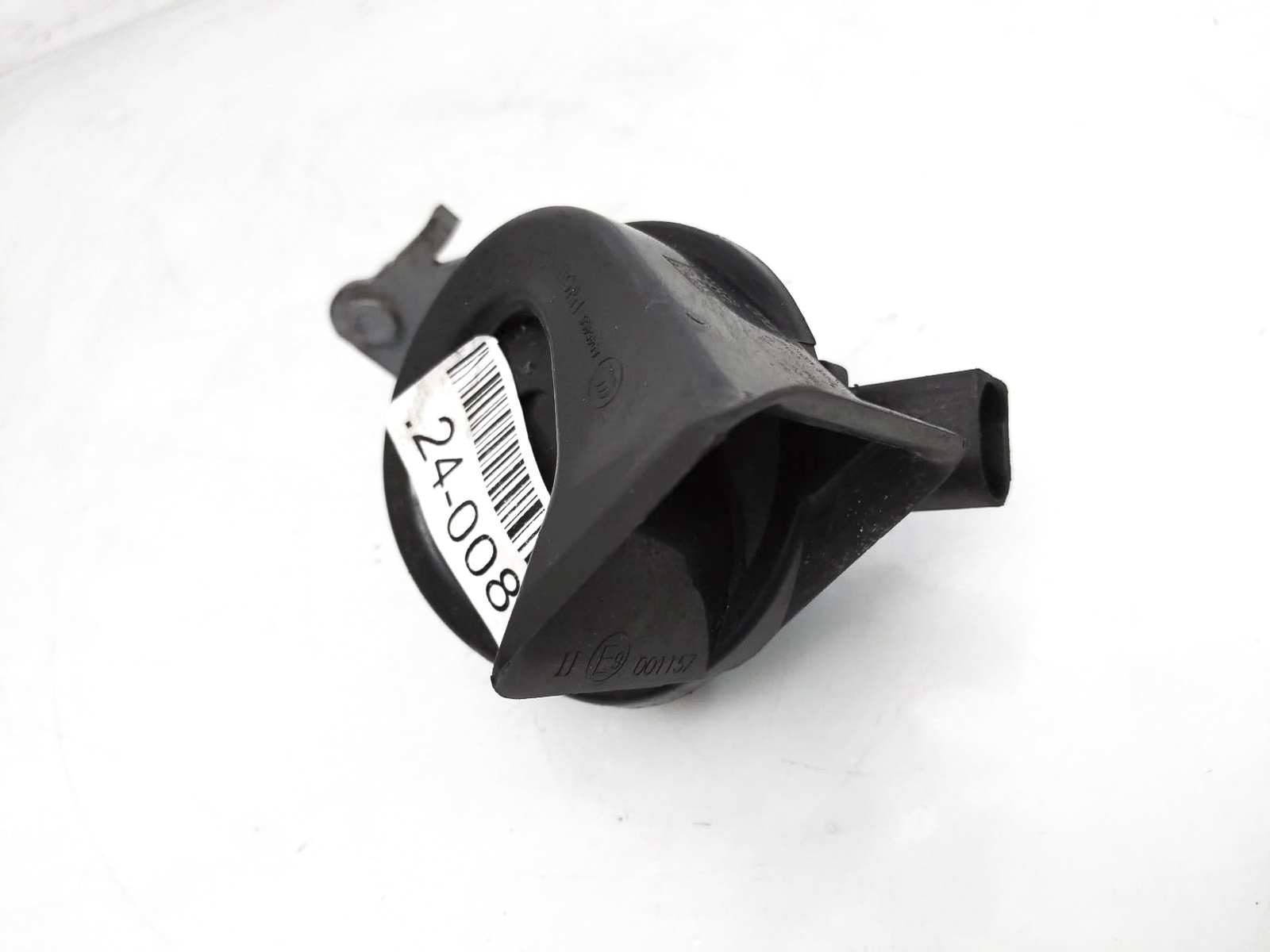 2017-2020 Audi A4 Low Note Pitch Honking Sound Horn 8W0-951-221