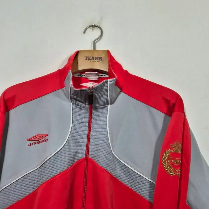 Umbro Jersey Zip-up Jacket, Casual Style, Size 105