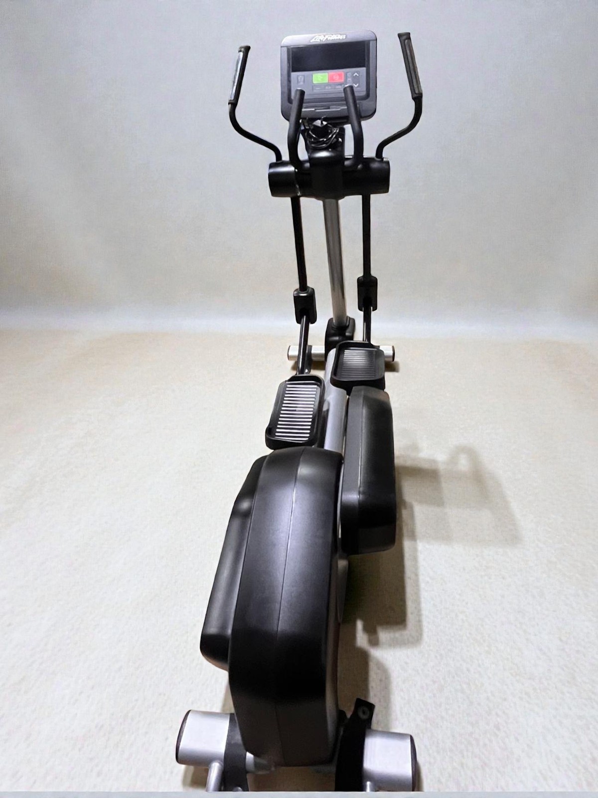 Life Fitness Integrity Elliptical with C Console - Cleaned & Serviced