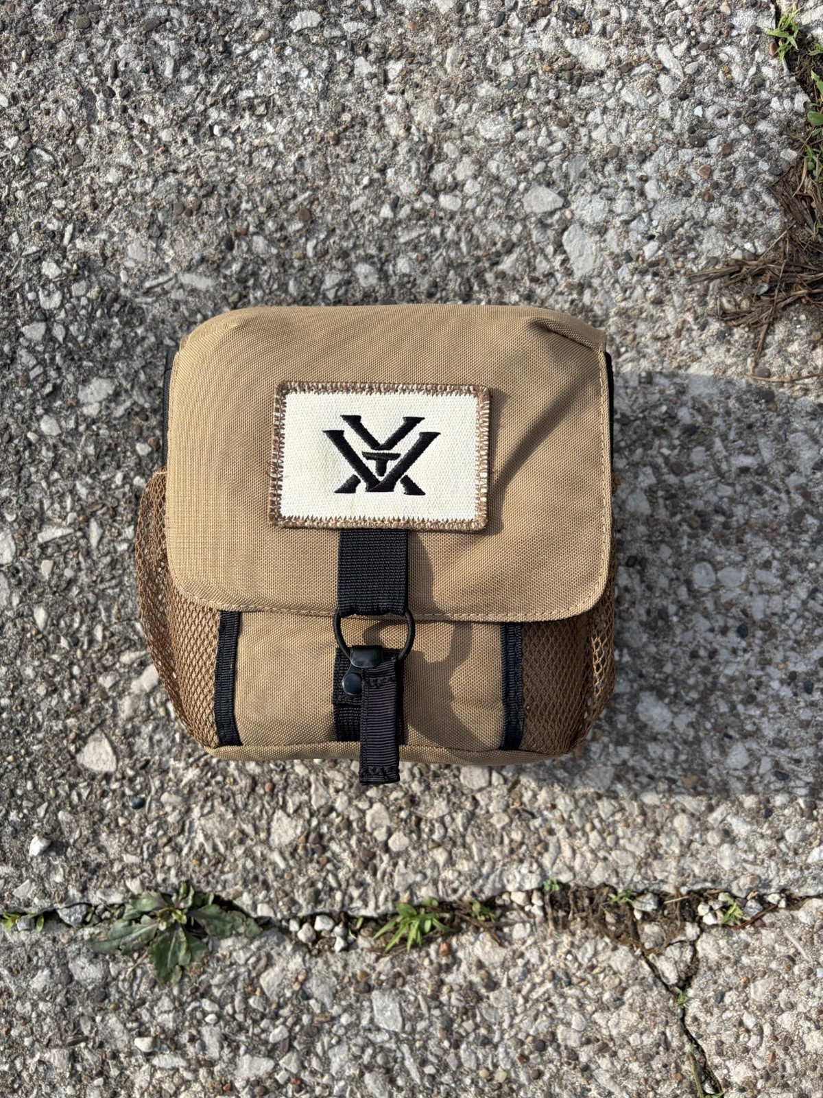 Vortex Optics Binocular Case Tan with Mesh Pockets and Patch Logo