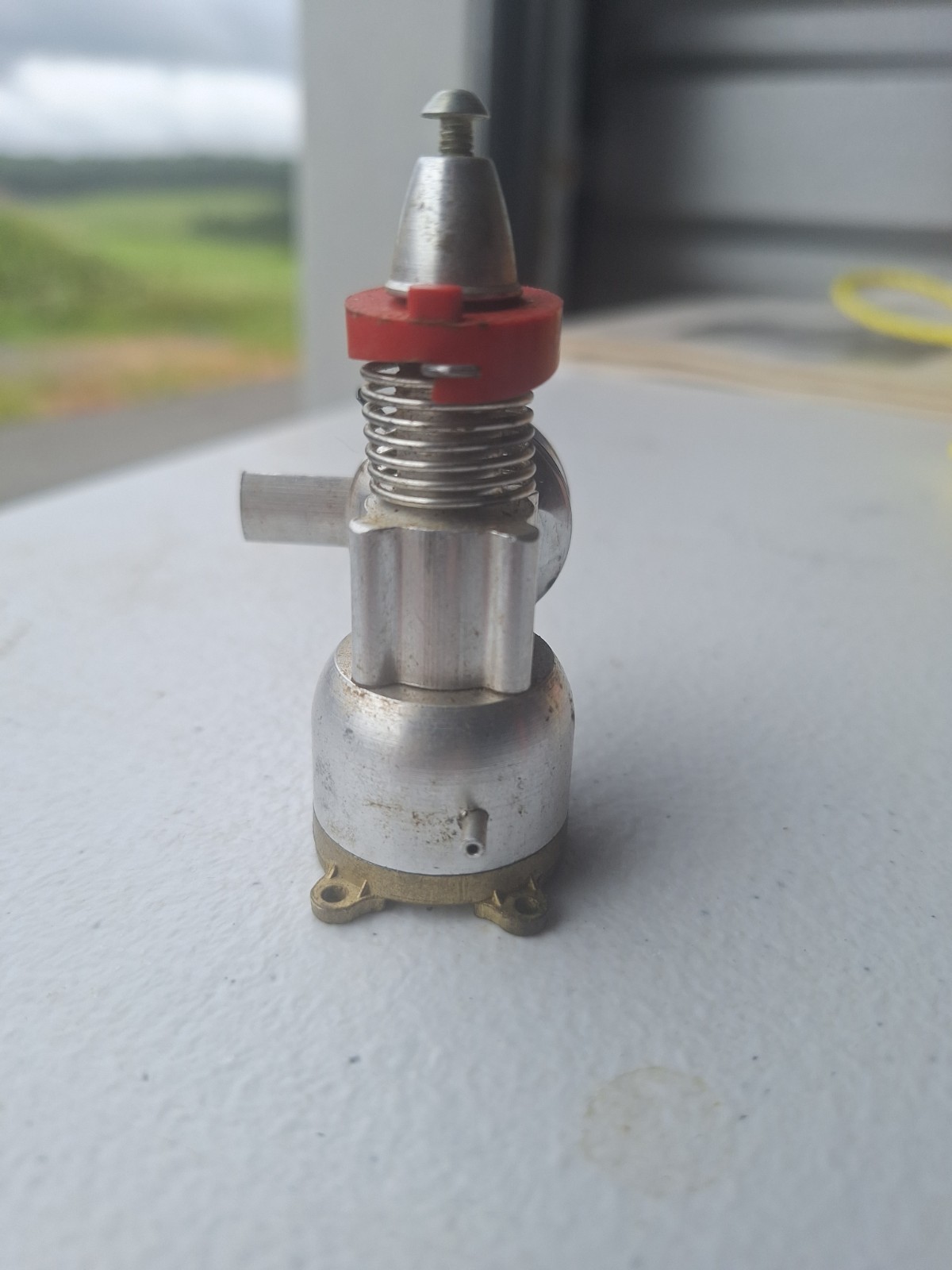 COX Reed Valve .049 Model Airplane Engine