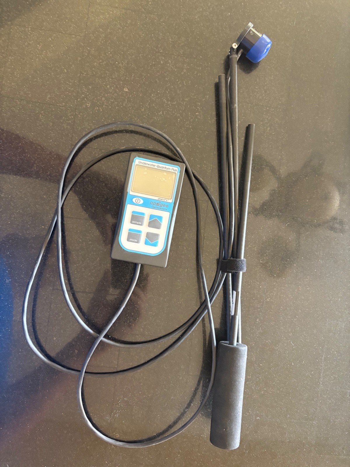 MQ-210 Underwater Quantum PAR Meter - Apogee w/stick