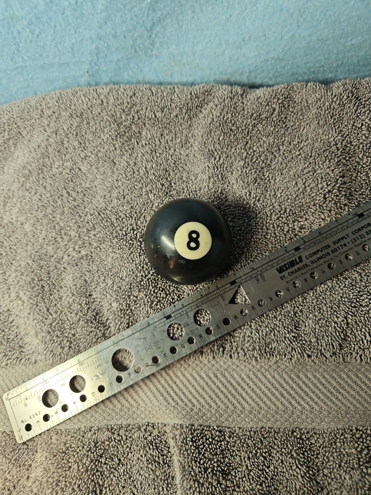 Vintage Iszy #8 Ball 2.5" Pool Ball
