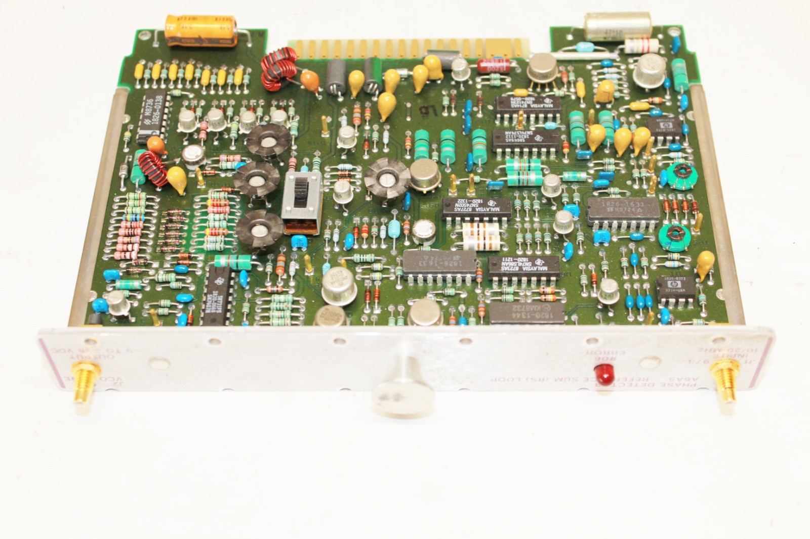 HP  08662-60357  A6A5 Phase Dector  Board (4901 )