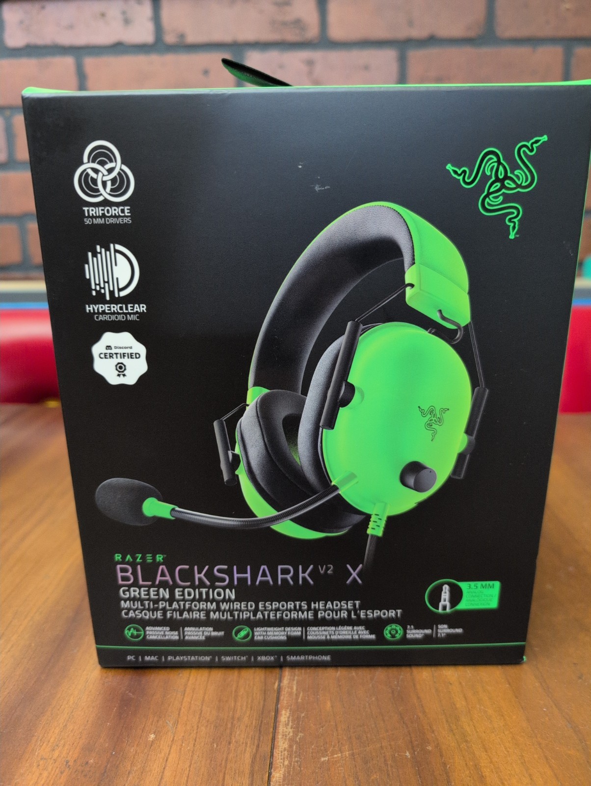 Razer BlackShark V2 X Gaming Headset  Green Edition Multi Platform Wired 3.5mm