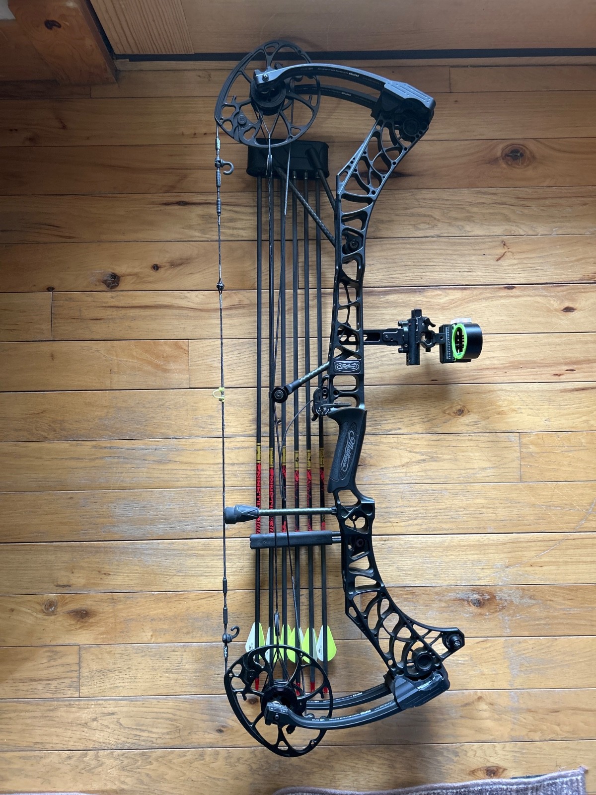Mathews Phase 4 Compound Hunting bow, 33in. axle to axle, left handed.