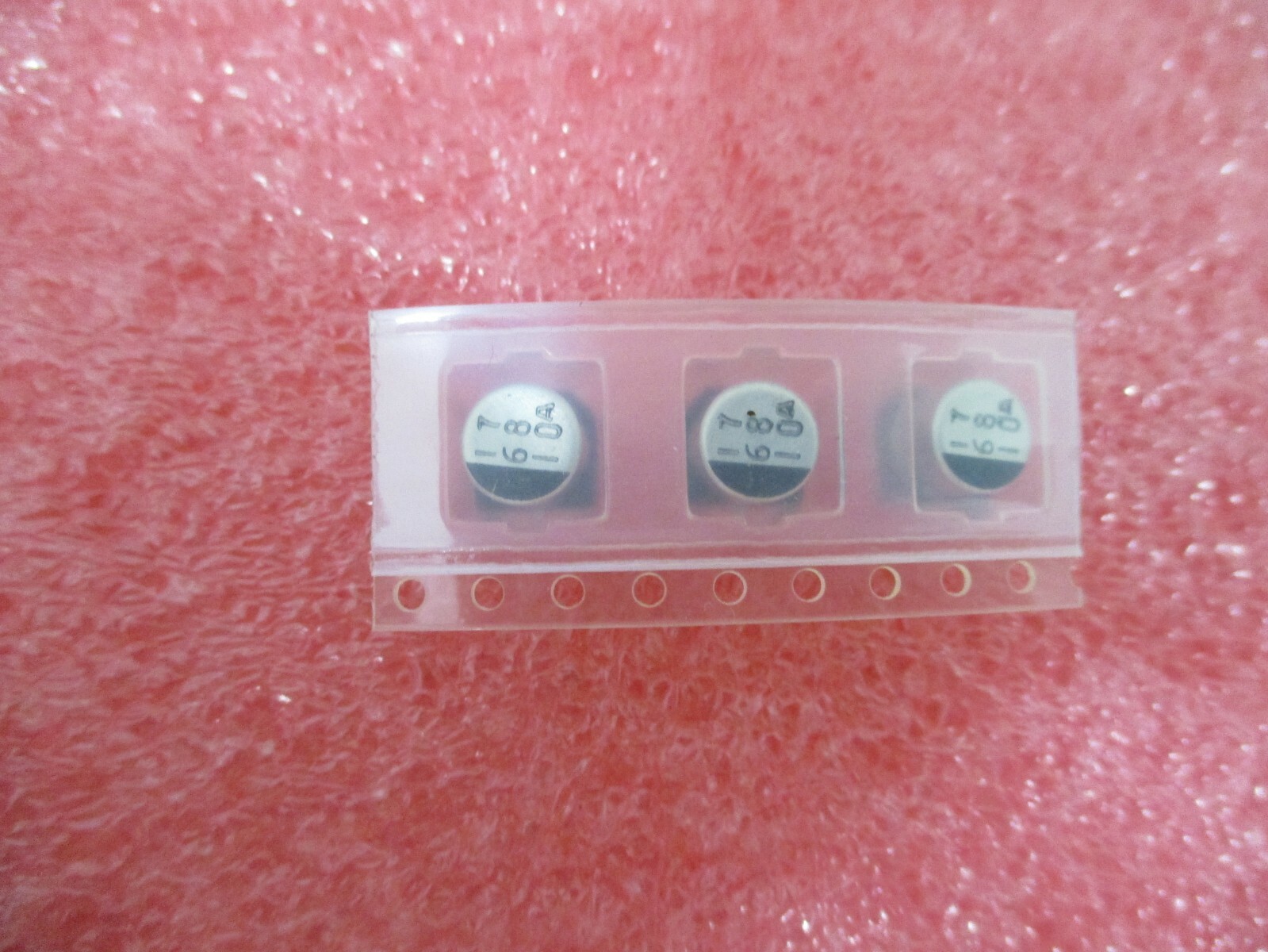 10CV68AX CAPACITOR 68uF 10V SMD ALUMINUM ELECTRLYTIC (LOT OF 3)