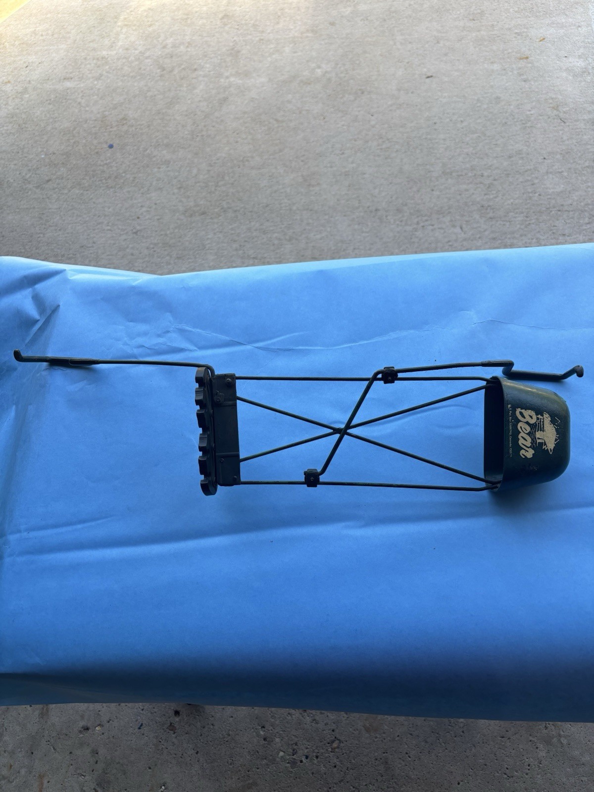 Vintage Bear Archery 8 Arrow Dbl Spring Bow Quiver for Recurve Bow  In Fair Cond