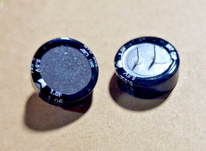 Lot of 10 New SRT 5.5V 1.0F 1/4 X 3/4 SCE5R5C105 Super Capacitors