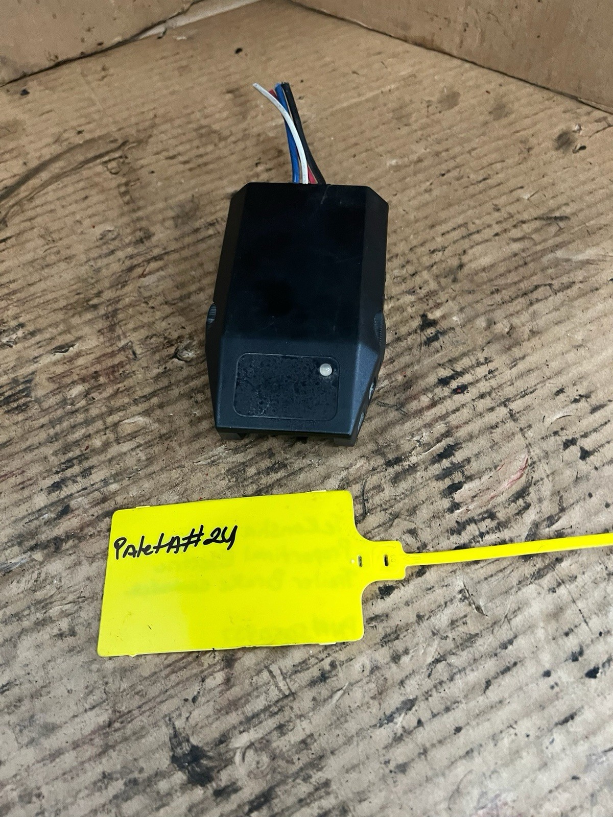 TEKONSHA VOYAGER PROPORTINAL ELECTRIC TRAILER BRAKE CONTROLLER USED P/N 5050937