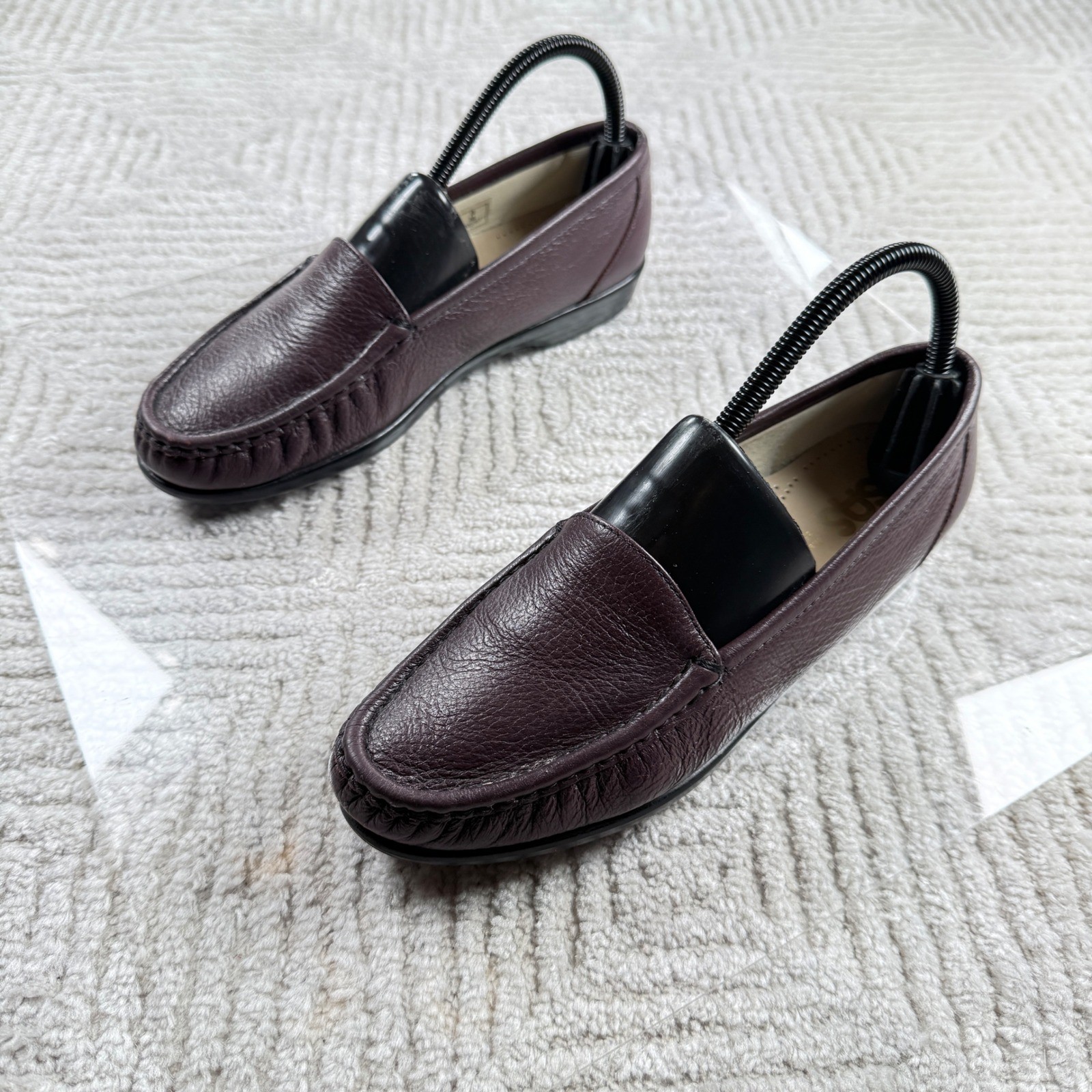 SAS Tripad Comfort Loafers Womens 8 M Burgundy Leather Walking Slip On Shoes USA