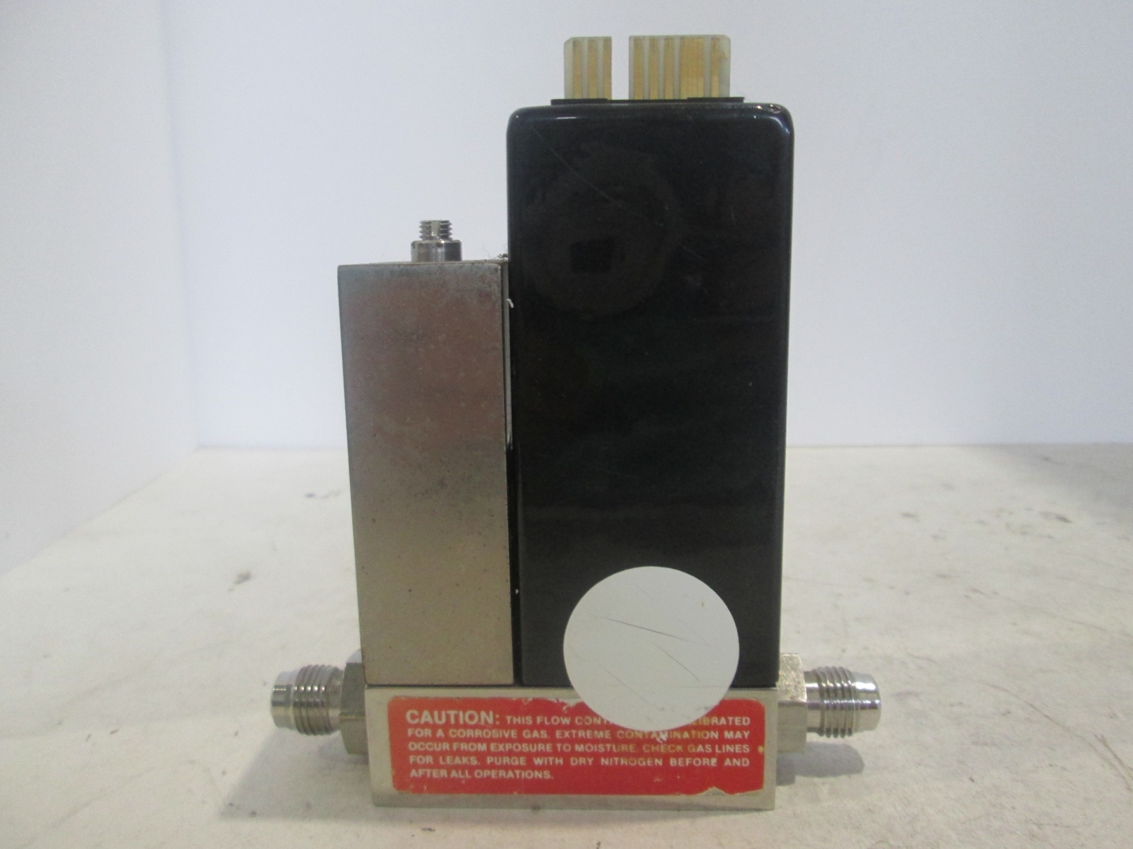 Unit, UFC-1200A, Mass Flow Controller, 1 SLM, SiH4, Used