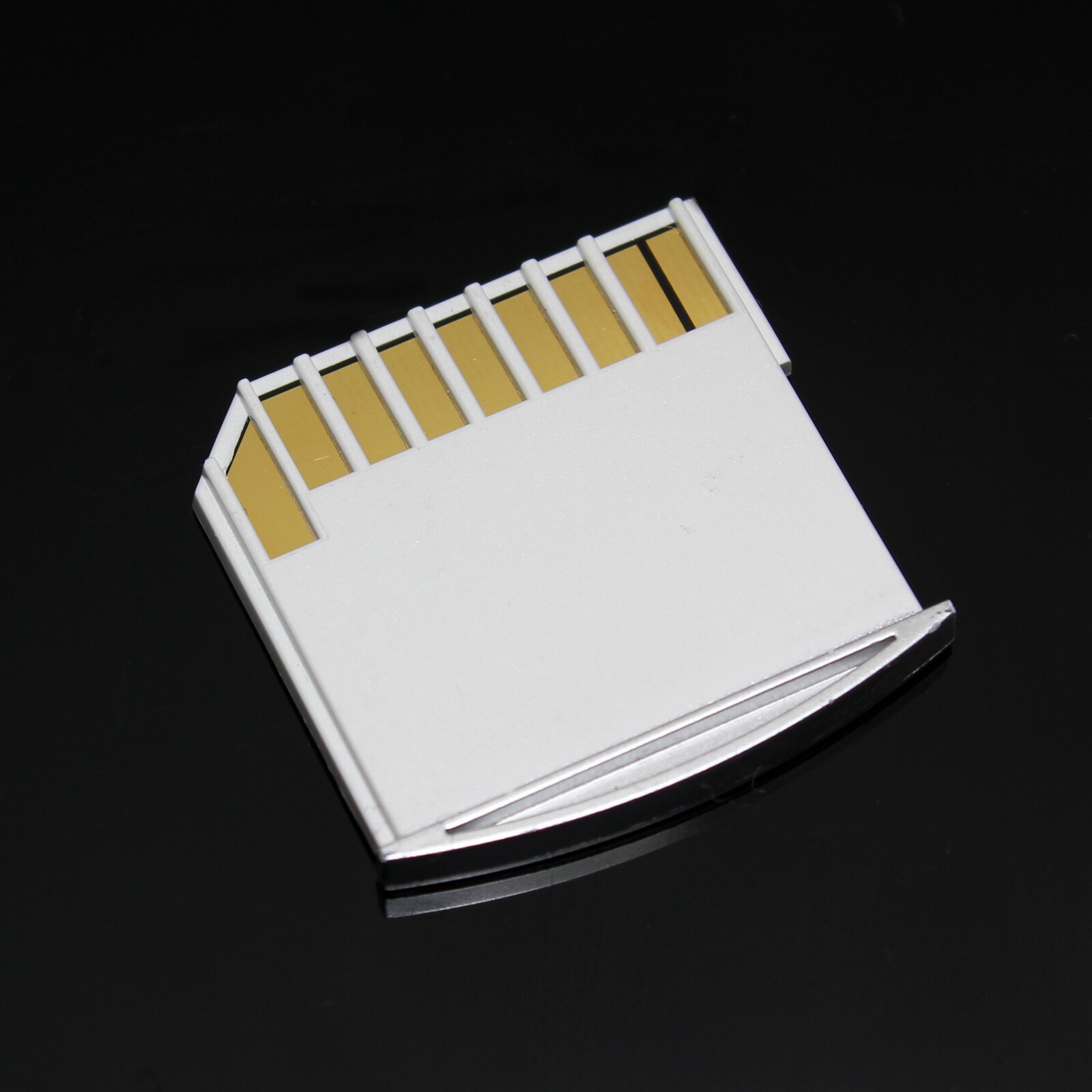 Short MicroSDXC Card Adapter For Macbook Air/Pro, Support MicroSDXC Card