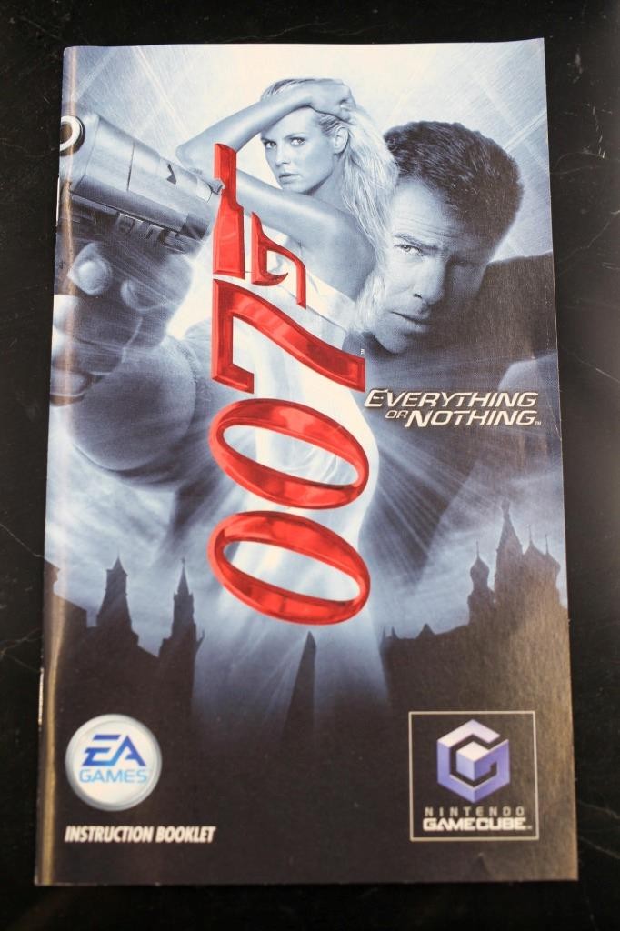 NO GAME- Authentic MANUAL ONLY! Nintendo GAMECUBE 	007 Everything or Nothing