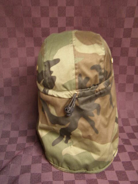 GREEN CAMO BALL CAP HAT W/BUCKET EAR FLAP W/NECK SUN PROTECT HUNT FISH HIKE