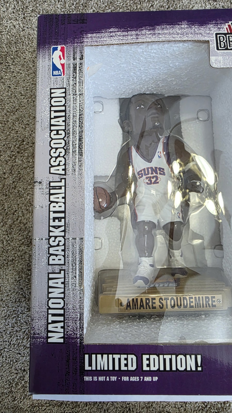 Amare Stoudemire ~ 2003 SUNS / KNICKS STATUE FIGURE CIB