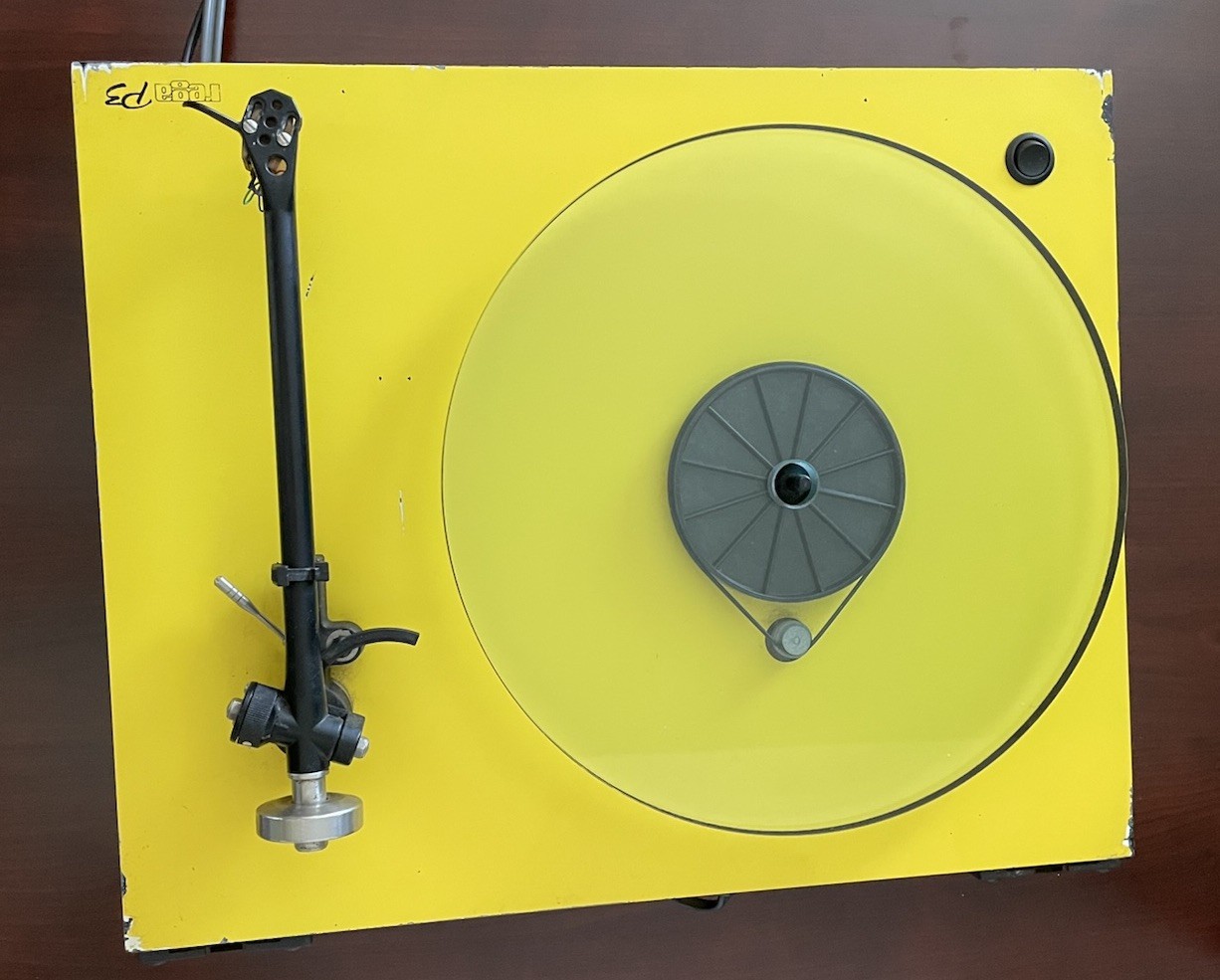 Rega P3 Turntable Yellow missing lid
