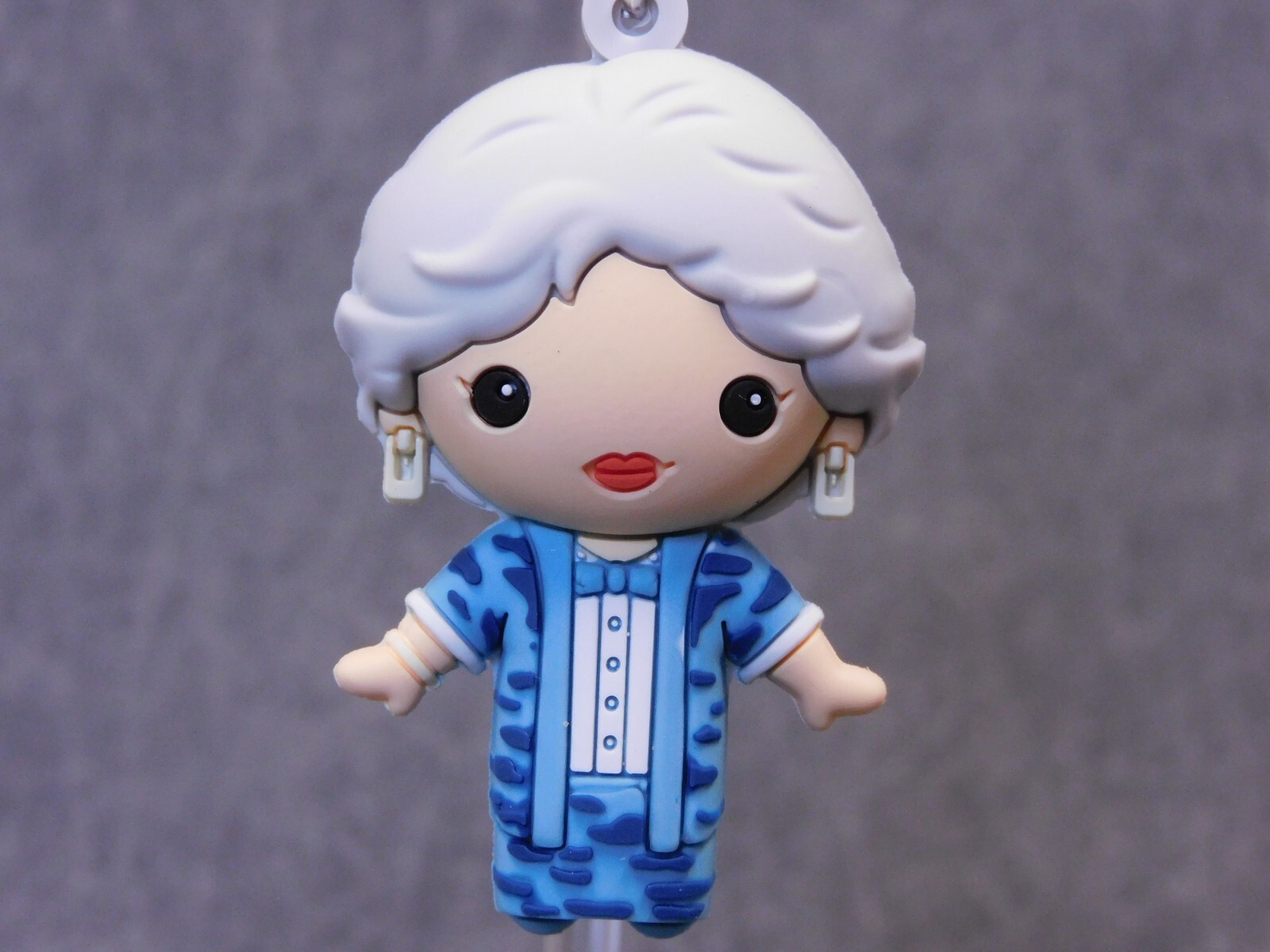 Golden Girls NEW * Dorothy Bow Tie Clip * Blind Bag Series 6 Key Chain Monogram