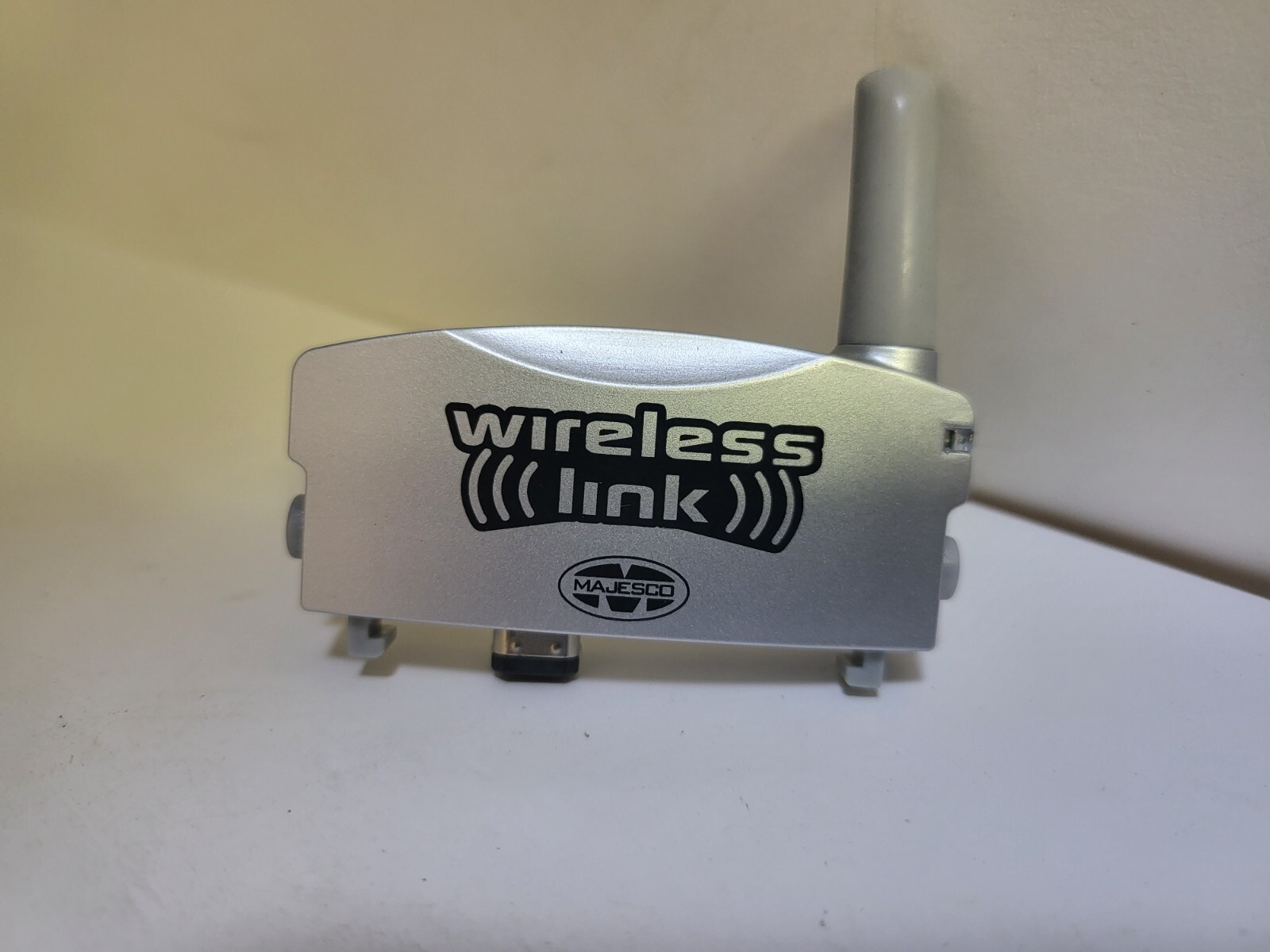 Wireless Link Adapter Majesco for Nintendo GameBoy Advance & SP  Never Used #B3