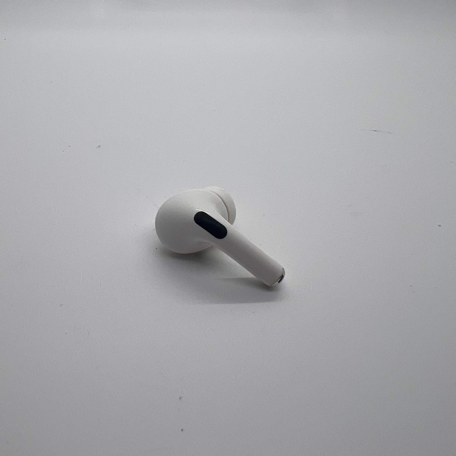 Apple A2083 AirPods Pro Right Earbud Only 1st Gen White Tested Works