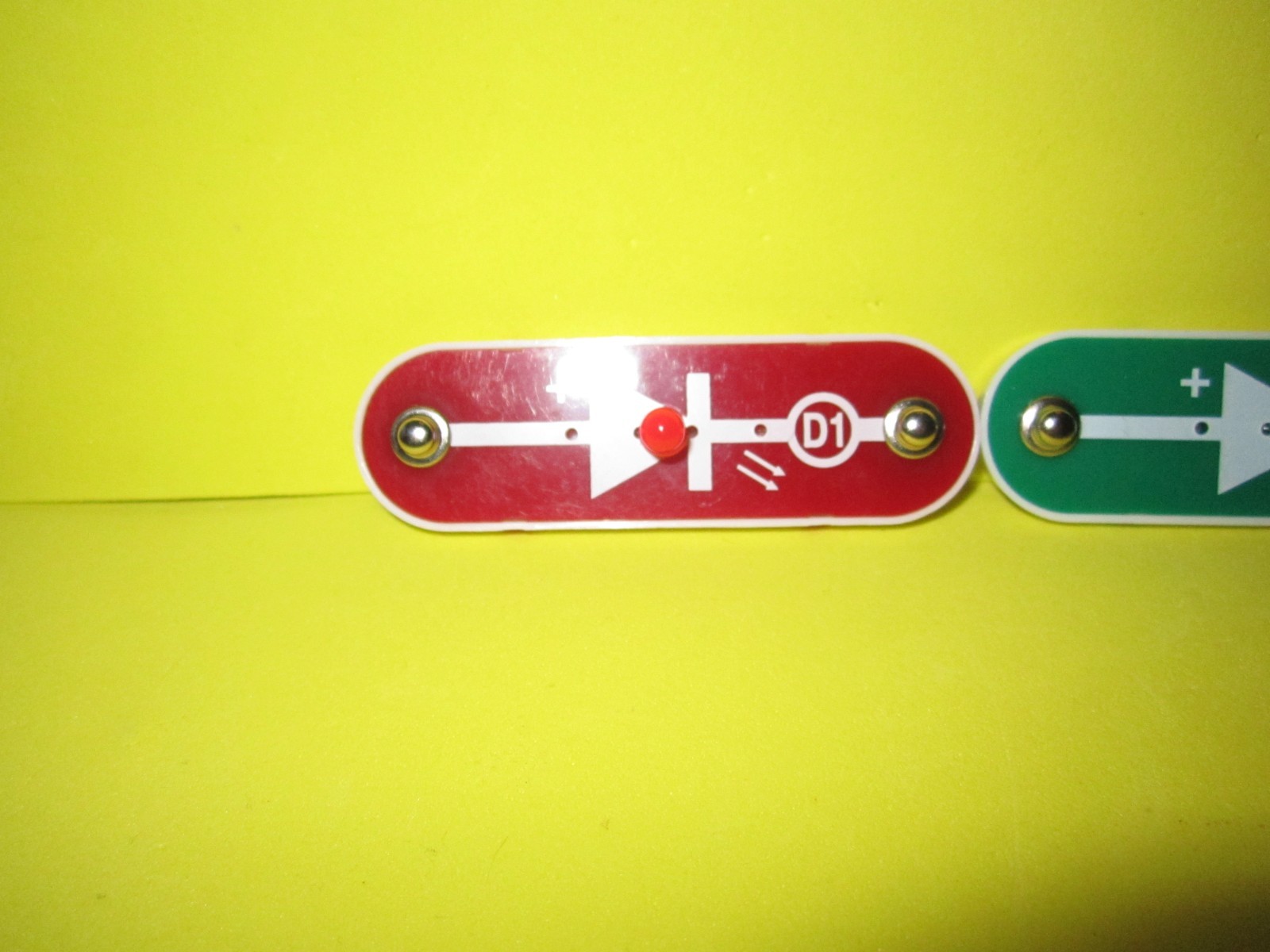 Snap Circuits Elenco D1 & D2 Green & Red lights Replacement Part
